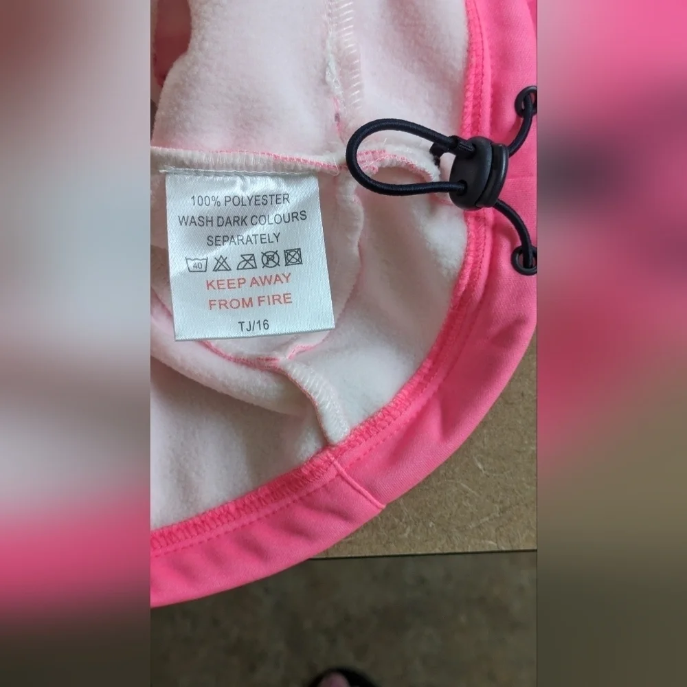 oneills neills pink